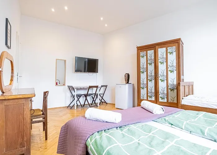 Lovely 4br Garden By Lorenz Boehler & Danube Διαμέρισμα Βιέννη